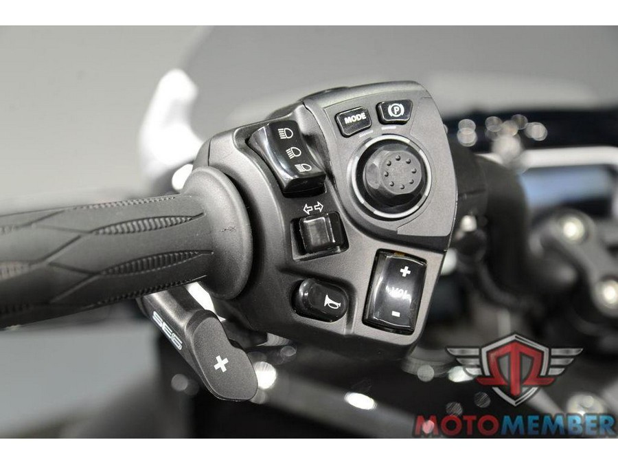 2023 Can-Am Spyder F3 Limited Platine Wheels