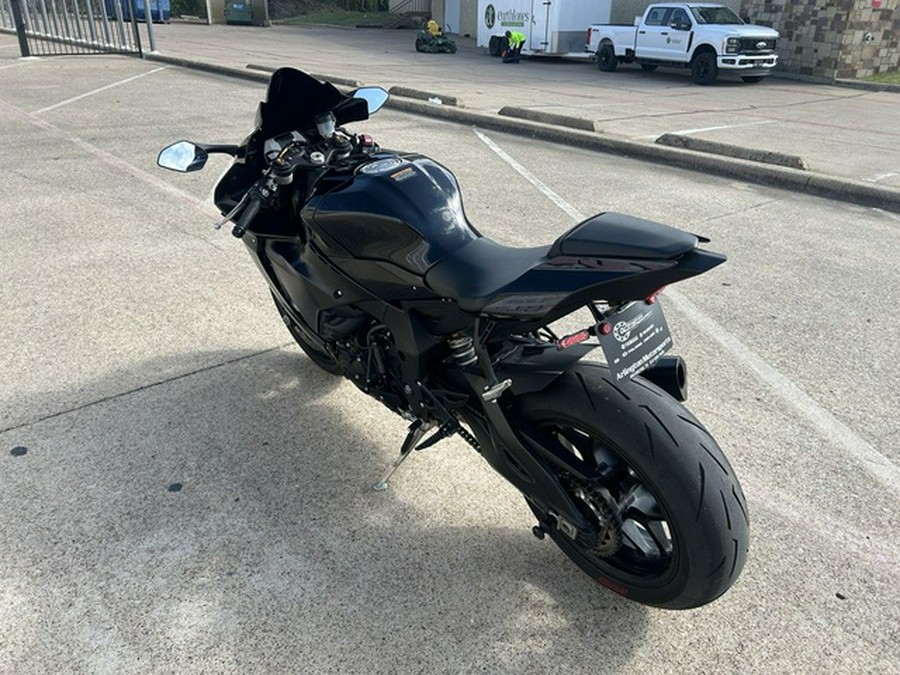 2023 Yamaha YZF R1