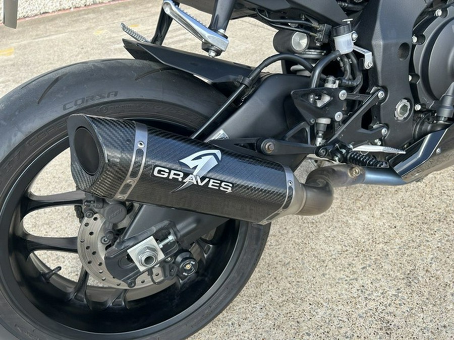 2023 Yamaha YZF R1