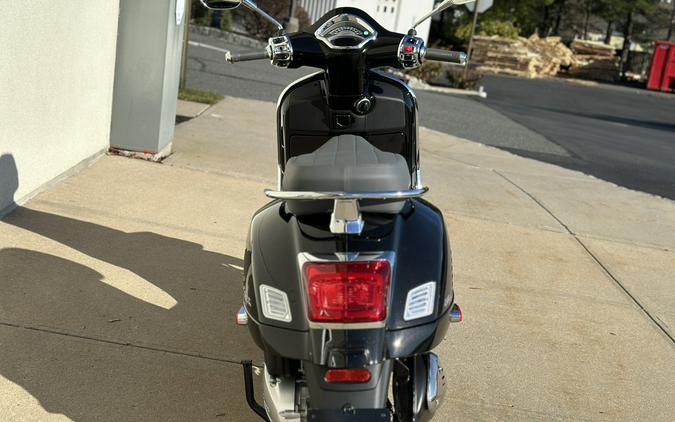 2023 Vespa GTS 300