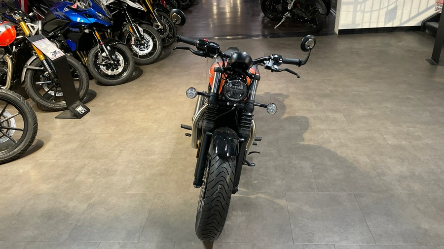 2025 Triumph Bonneville Bobber