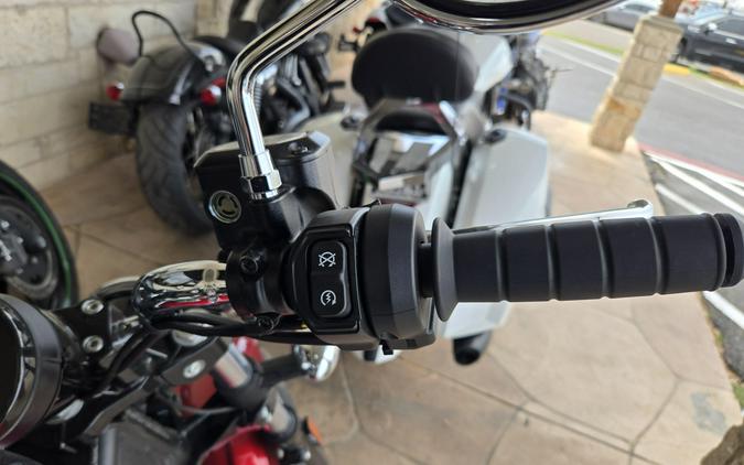 2025 INDIAN MOTORCYCLE SCOUT CLASSIC LIMITED WITH TECHNOLOGY PACKAGE