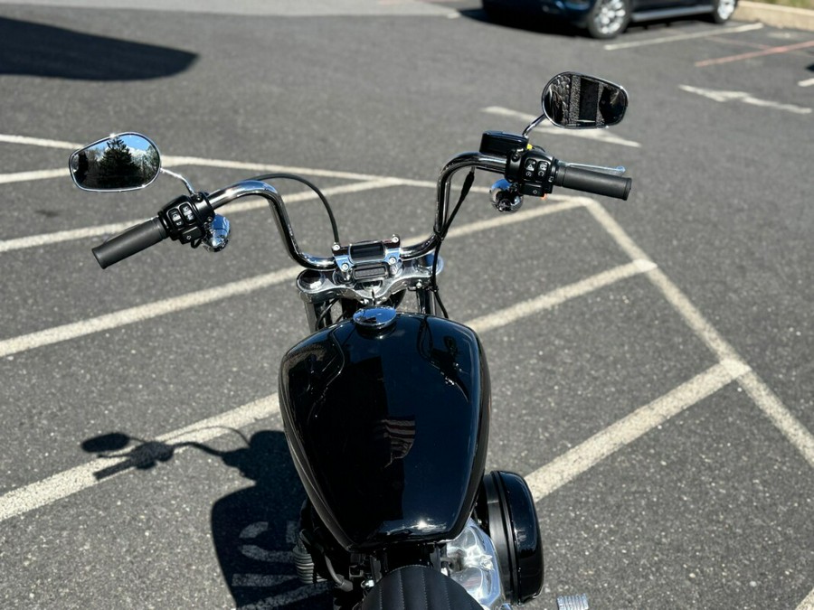 2023 Harley-Davidson Softail Standard Vivid Black