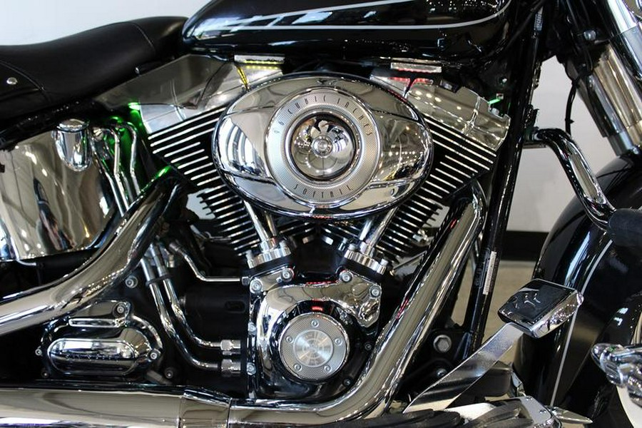 2009 Harley-Davidson® FLSTC - Heritage Softail®