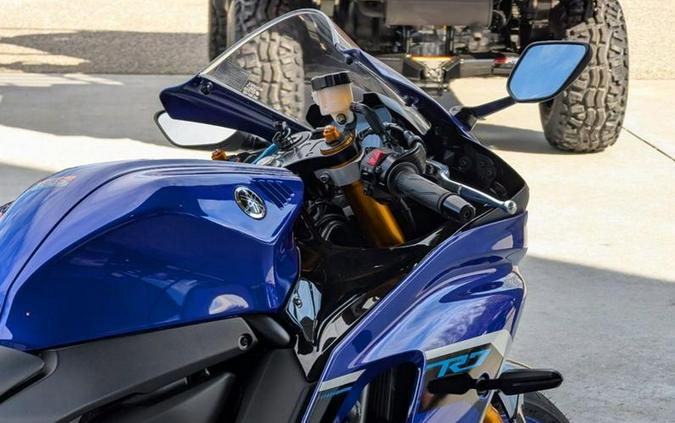 2025 Yamaha YZF-R7