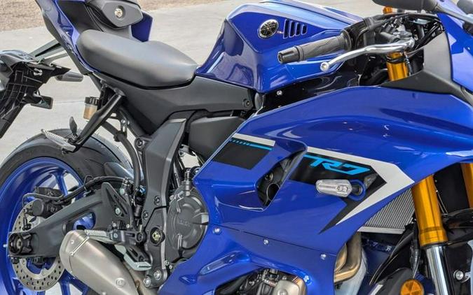 2025 Yamaha YZF-R7