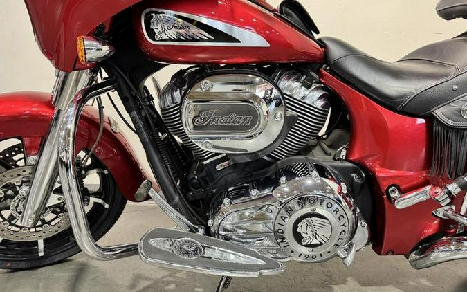 2019 Indian Motorcycle® Chieftain® Limited Thunder Black Pearl