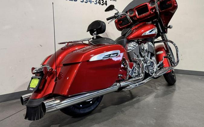 2019 Indian Motorcycle® Chieftain® Limited Thunder Black Pearl