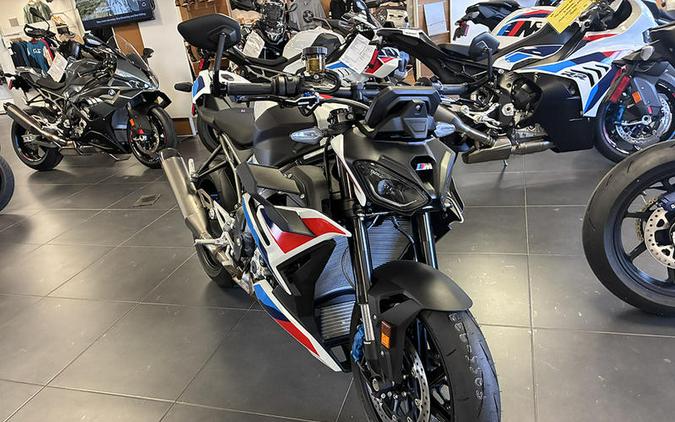 2026 BMW M 1000 R Light White/M Motorsport