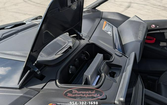 2026 Can-Am Maverick R Max X RS With Smart-Shox Dusty Navy