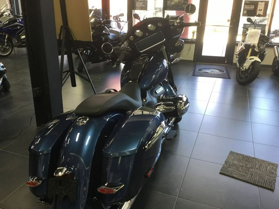 2023 BMW R 18 B Gravity Blue Metallic