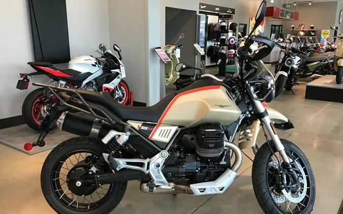 2023 Moto Guzzi V85 TT