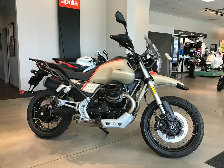 2023 Moto Guzzi V85 TT