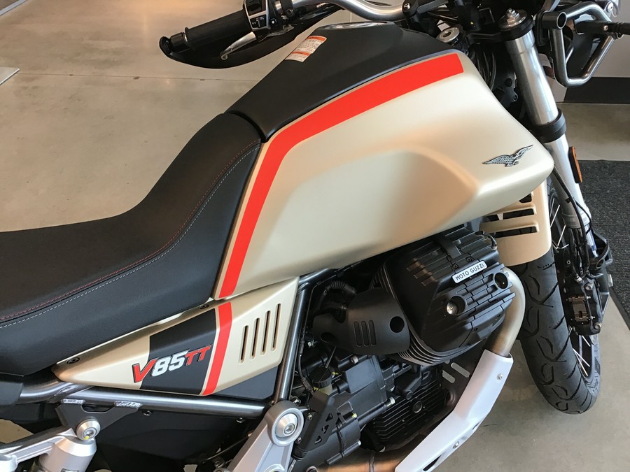 2023 Moto Guzzi V85 TT