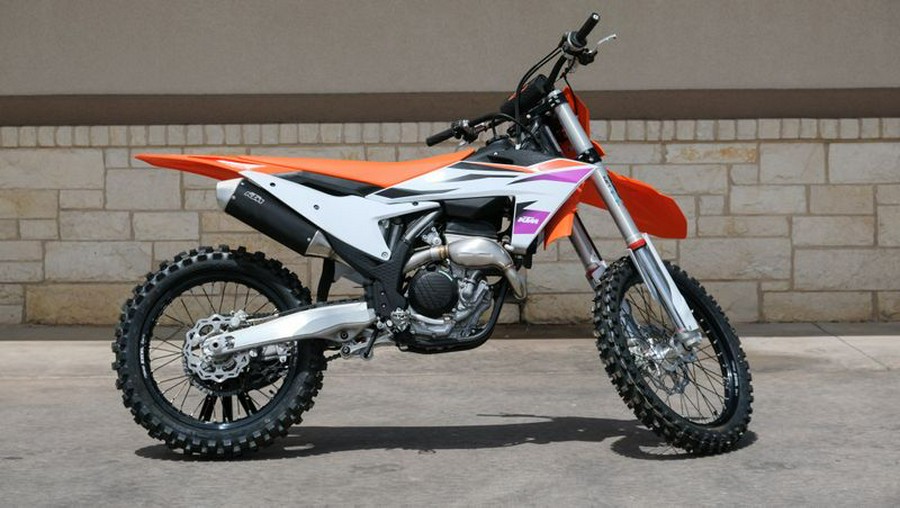 New 2024 KTM 250 SXF ORANGE