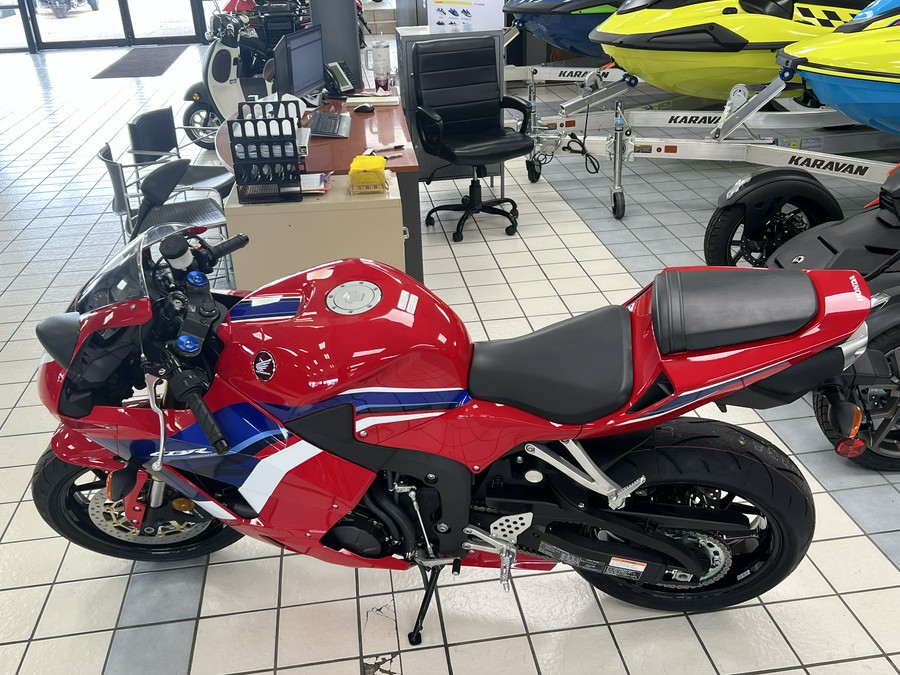 2024 Honda CBR600RR Base