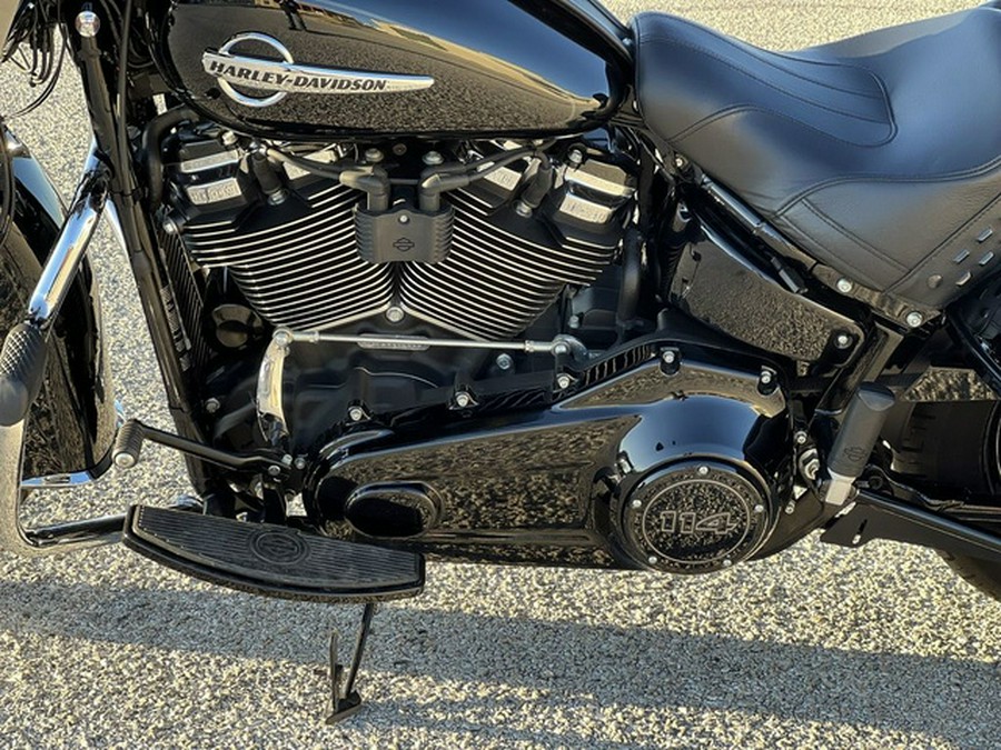 2020 Harley-Davidson FLHCS - Heritage Classic 114