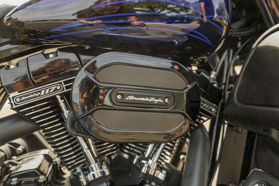 2016 HARLEY STREET GLIDE CVO SREET GLIDE