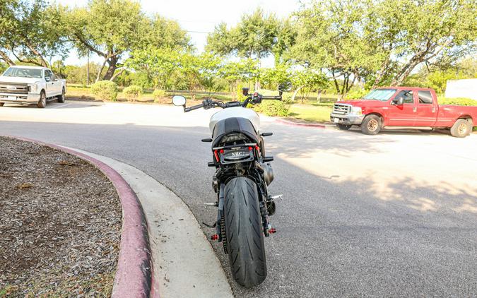 2024 YAMAHA XSR900