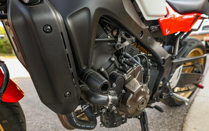 2024 YAMAHA XSR900