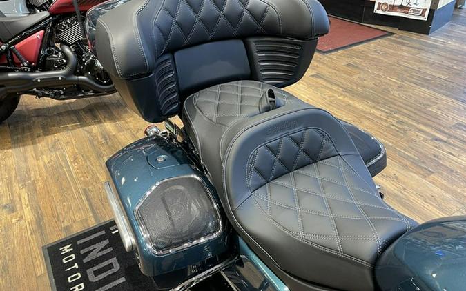 2026 Indian Pursuit Limited 112 W/Powerband Audio Cascade Gre