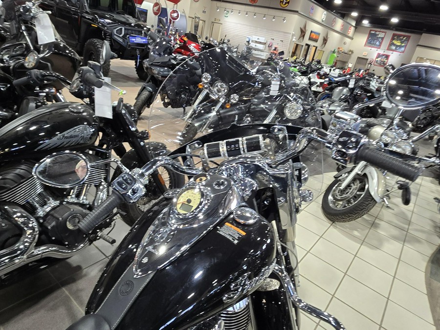 2019 INDIAN MOTORCYCLE SPRINGFIELD