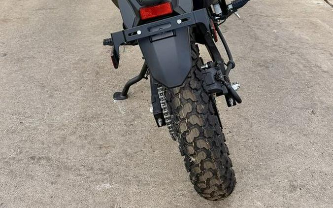 2025 Kawasaki KLR®650 Metallic Matte Old School Green
