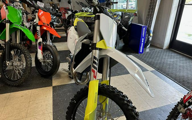 2024 Husqvarna Motorcycles FC 350