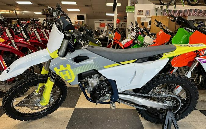 2024 Husqvarna Motorcycles FC 350