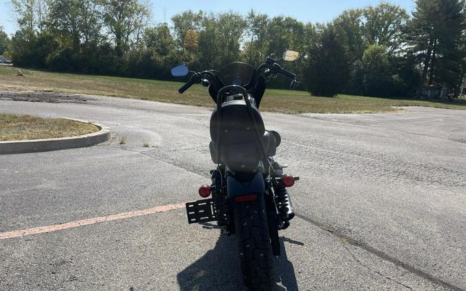 2021 Harley-Davidson® Iron 1200™ Vivid Black