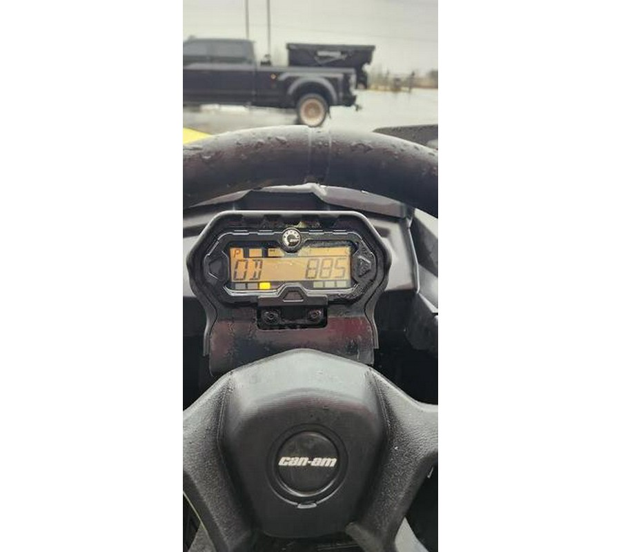 2018 Can-Am® MAVERICK TRAIL 800 DPS