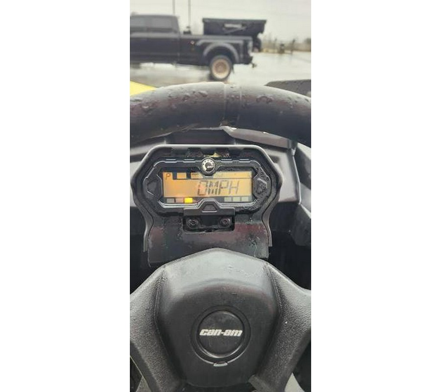 2018 Can-Am® MAVERICK TRAIL 800 DPS