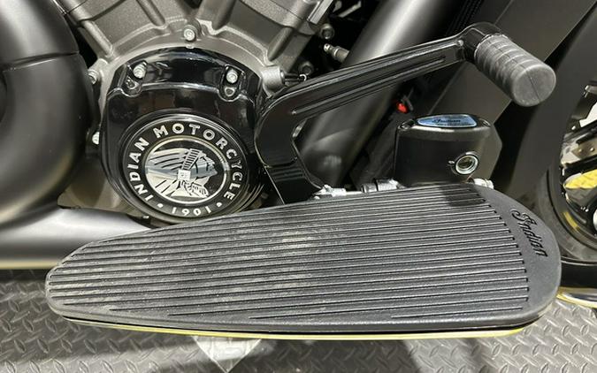 2026 Indian Challenger Dark Horse Black Smoke