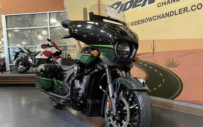 2026 Indian Chieftain Powerplus Dark Horse Signature Series Abyss Metallic / Cypher Gr