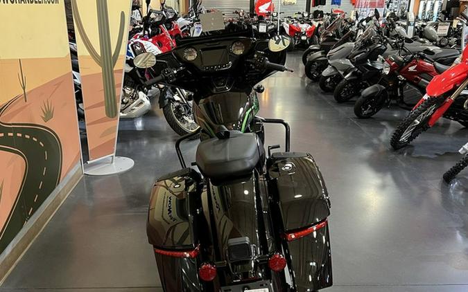 2026 Indian Chieftain Powerplus Dark Horse Signature Series Abyss Metallic / Cypher Gr