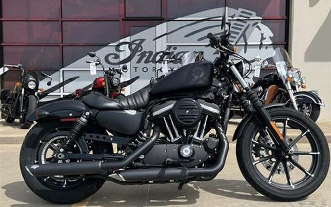 2022 Harley-Davidson Iron 883 Review [Air-Cooled Sportster]