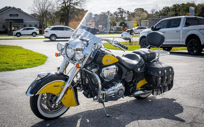 2019 Indian Motorcycle® Chief® Vintage Icon Series Thunder Black/Indian Motorcycle Yellow