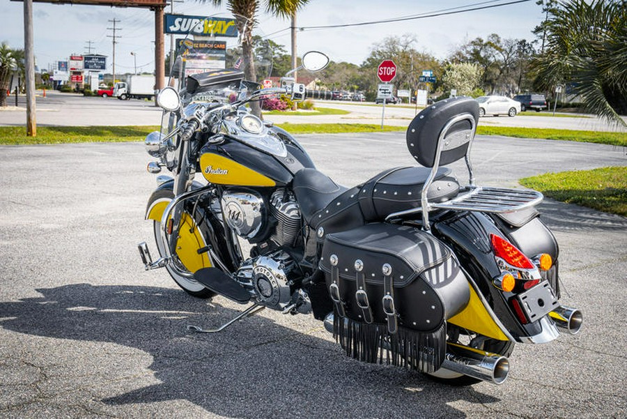 2019 Indian Motorcycle® Chief® Vintage Icon Series Thunder Black/Indian Motorcycle Yellow