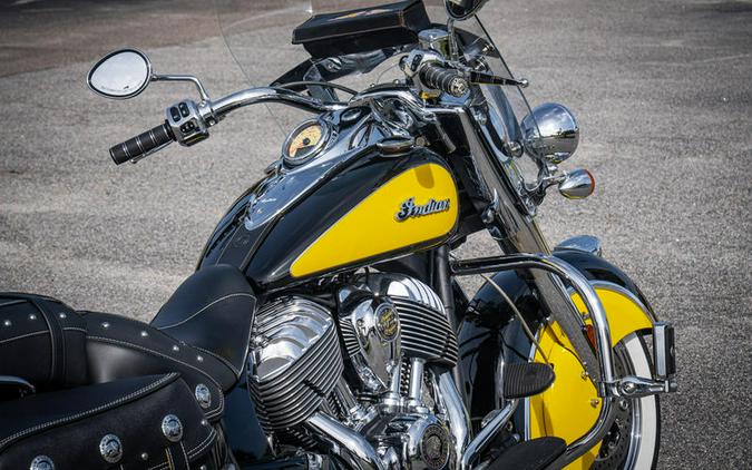 2019 Indian Motorcycle® Chief® Vintage Icon Series Thunder Black/Indian Motorcycle Yellow