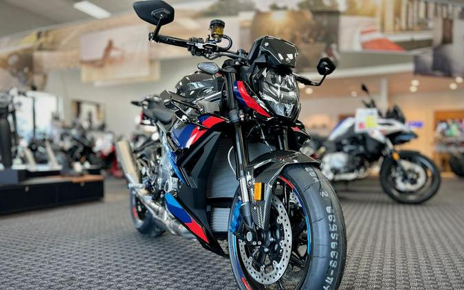 2024 BMW M 1000 R