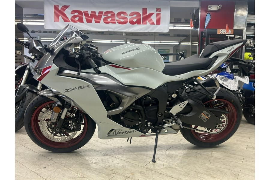 2025 Kawasaki Ninja ZX™-6R ABS
