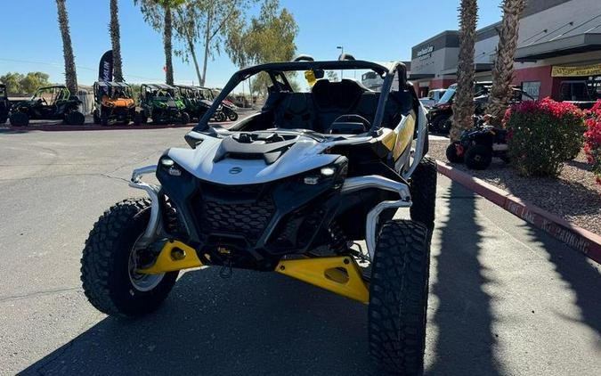 2024 Can-Am® Maverick R 999T DCT