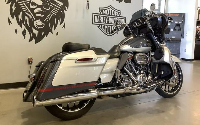 2019 Harley-Davidson® FLHXSE - CVO™ Street Glide®