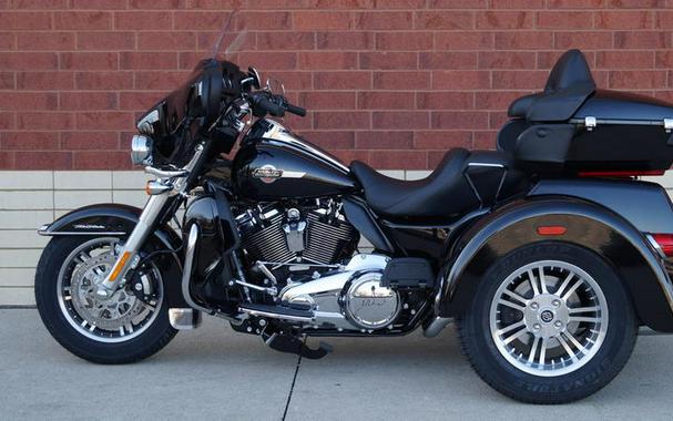 2024 Harley-Davidson® FLHTCUTG - Tri Glide® Ultra