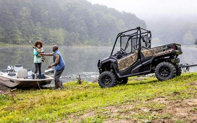 2023 Honda Pioneer 1000 Deluxe