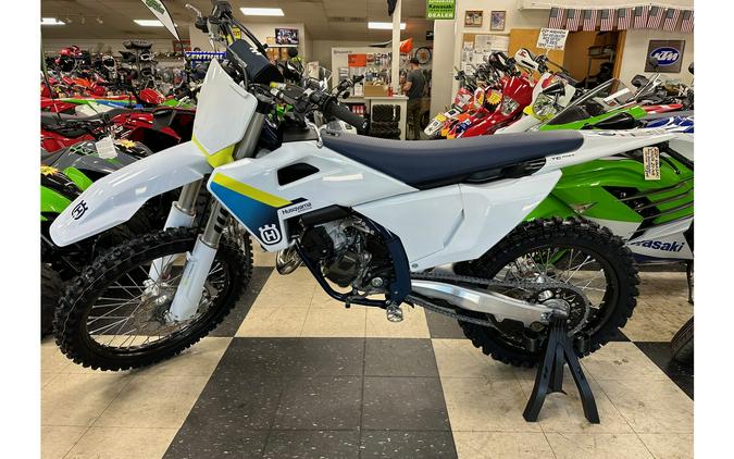 2025 Husqvarna Motorcycles TC 150