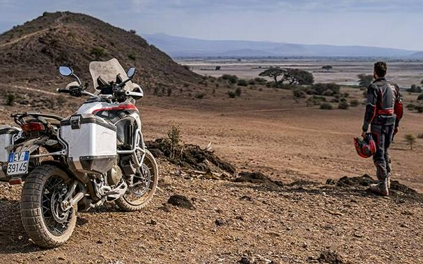 2025 Ducati Multistrada V4 Rally w/ Travel & Radar