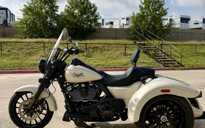 2023 Harley-Davidson® FLRT - Freewheeler®