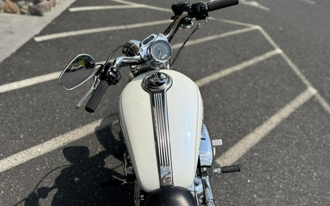 XL1200C 2006 1200 Custom