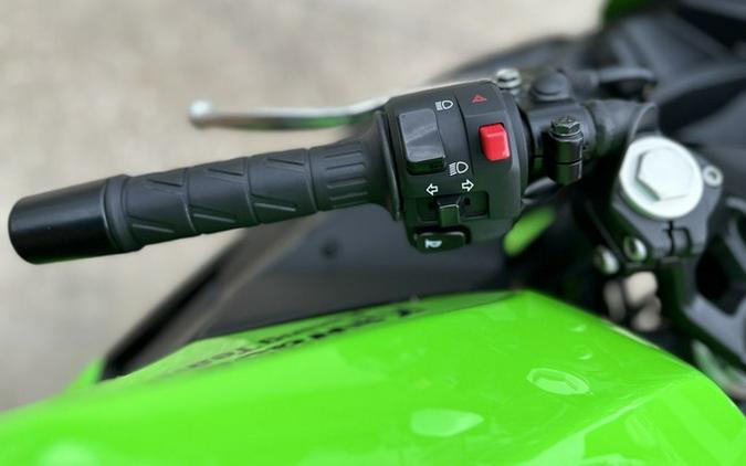 2024 Kawasaki Ninja 500 KRT Edition SE ABS